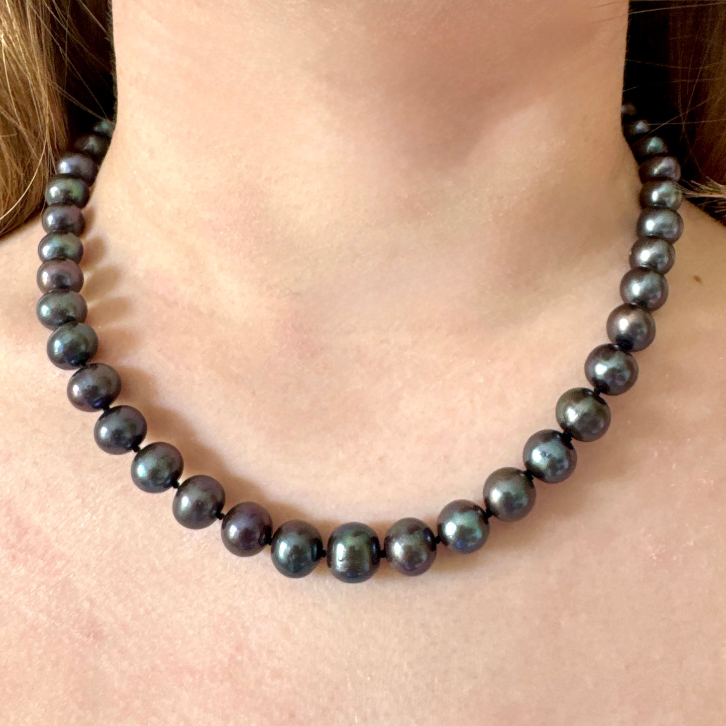 Peacock Cultured Pearl Necklace - Black Pearls - Hand Knotted - Collar Length - Silver Plated Clasp