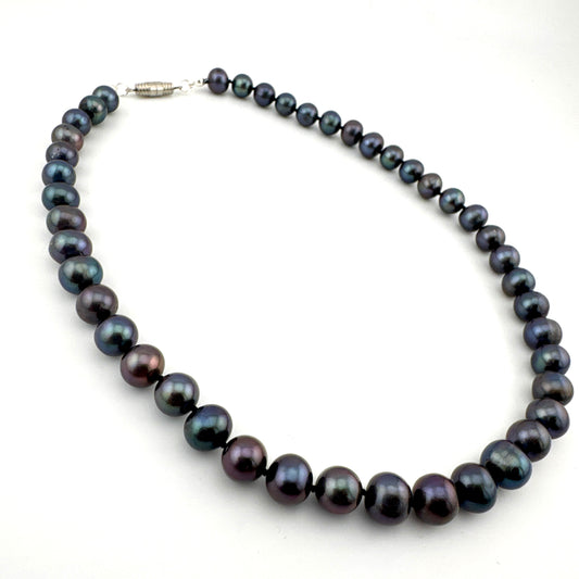 Peacock Cultured Pearl Necklace - Black Pearls - Hand Knotted - Collar Length - Silver Plated Clasp